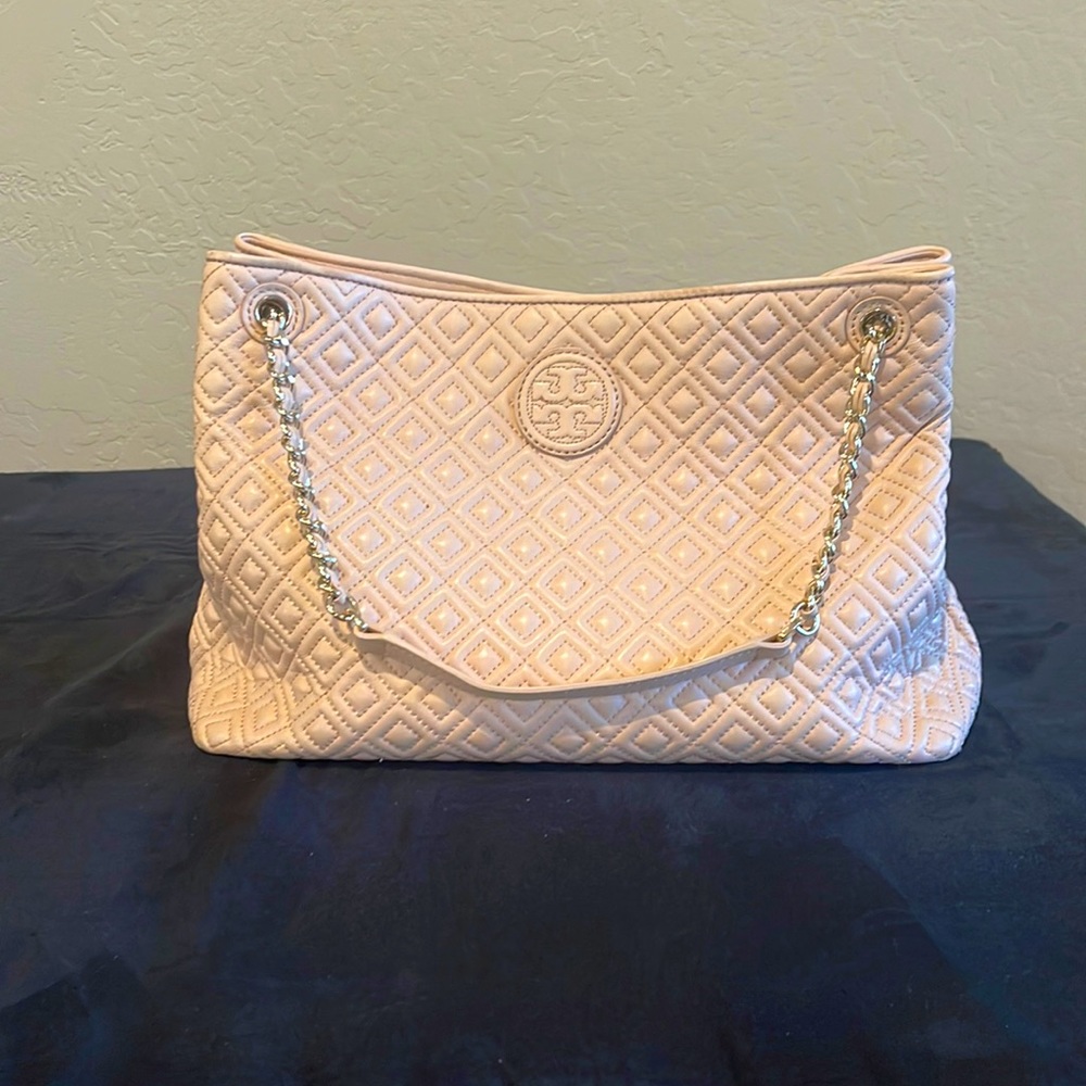 Pre-loved Tort Burch Quilted Chain Strap Bag